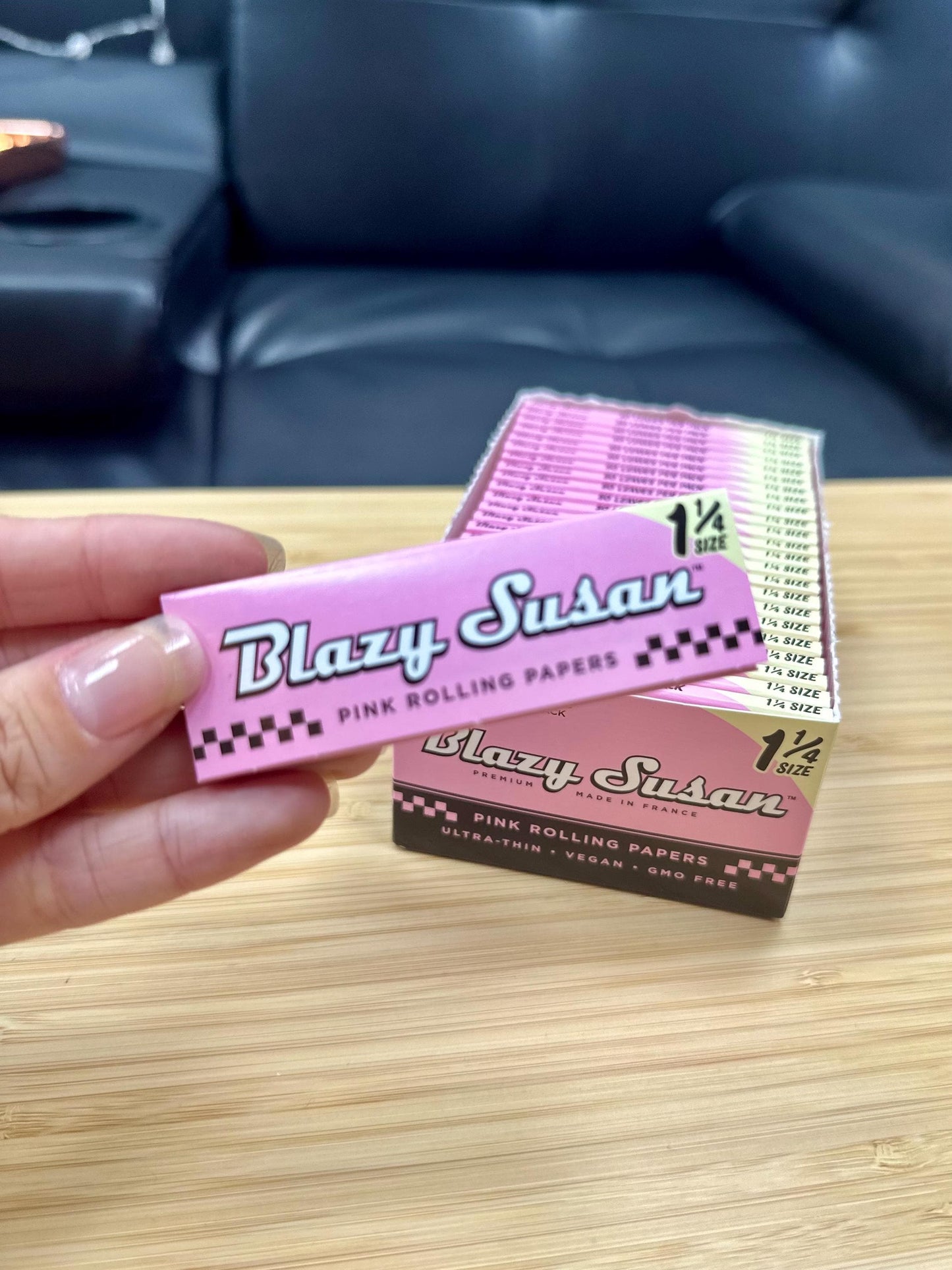 BLAZY SUSAN - 1-1/4″ Rolling Papers