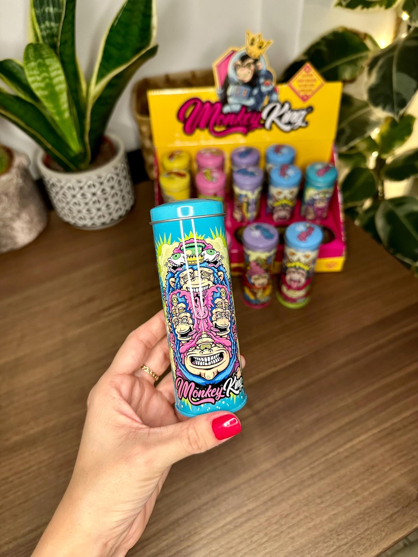 Monkey King - Round Metal Tin & Starter Kit