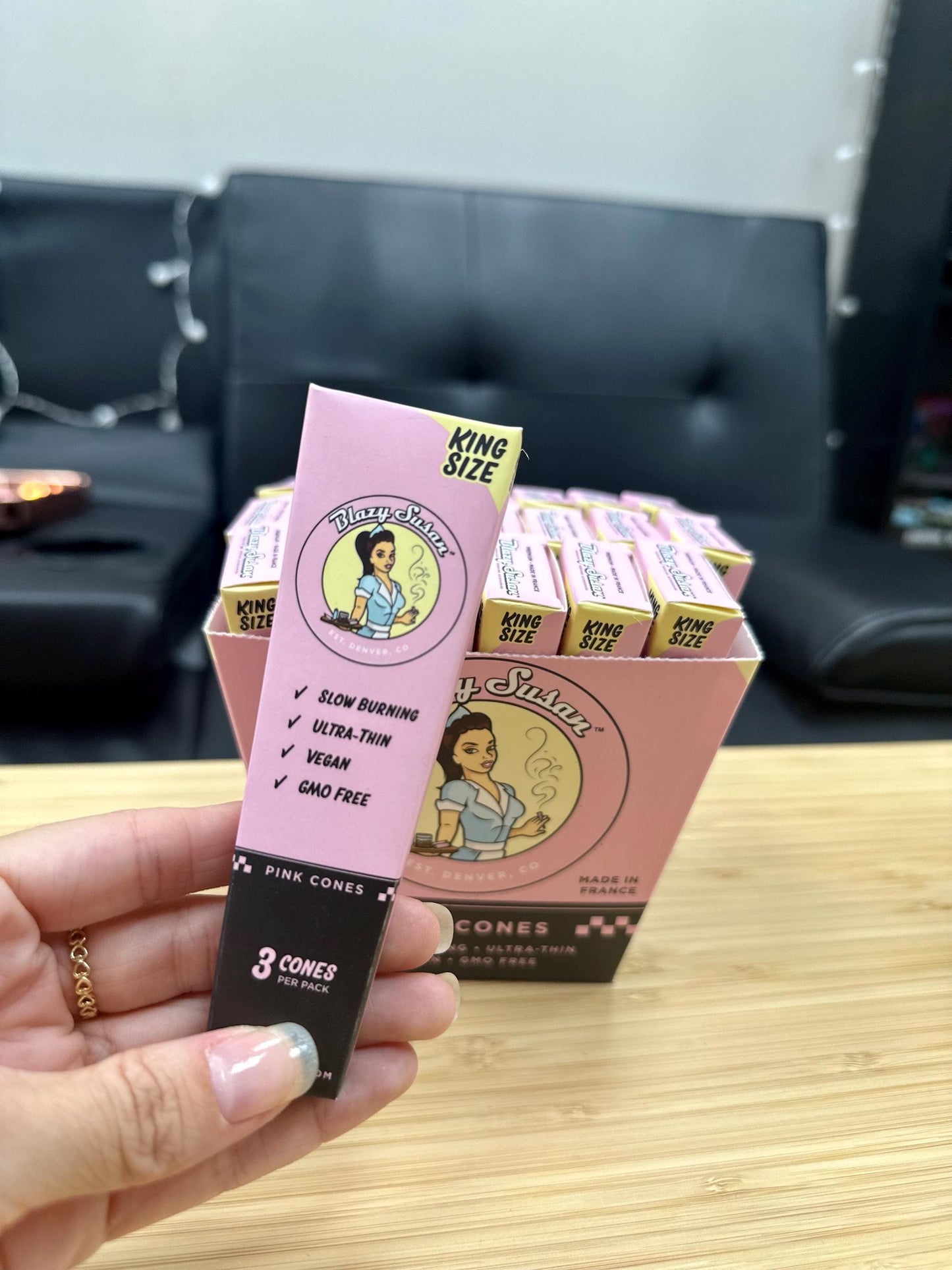 BLAZY SUSAN - Pre Rolled Cones