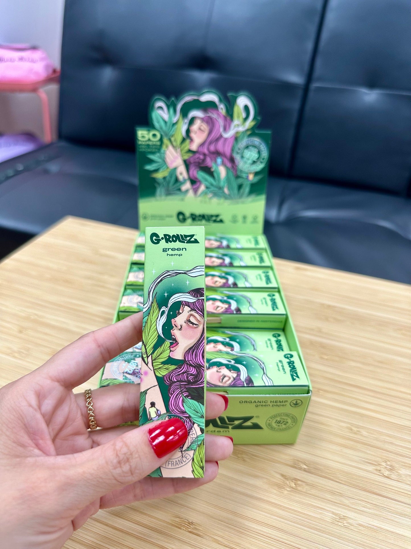 G-ROLLZ - King Size Rolling Papers , Tips & Poker.