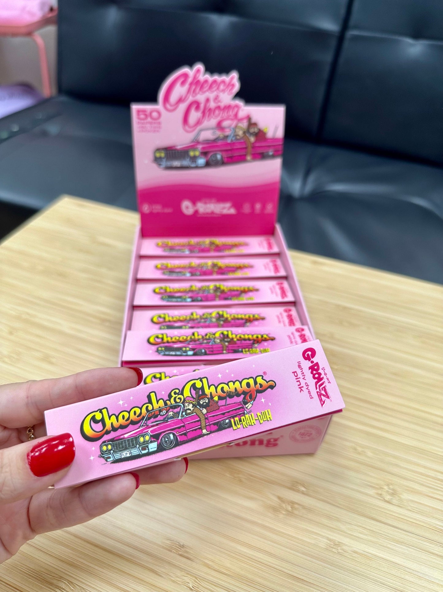 G-ROLLZ - King Size Rolling Papers , Tips & Poker.