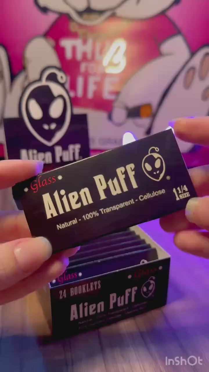 Alien Puff Transparent Glass Rolling Papers, 1 1/4 size